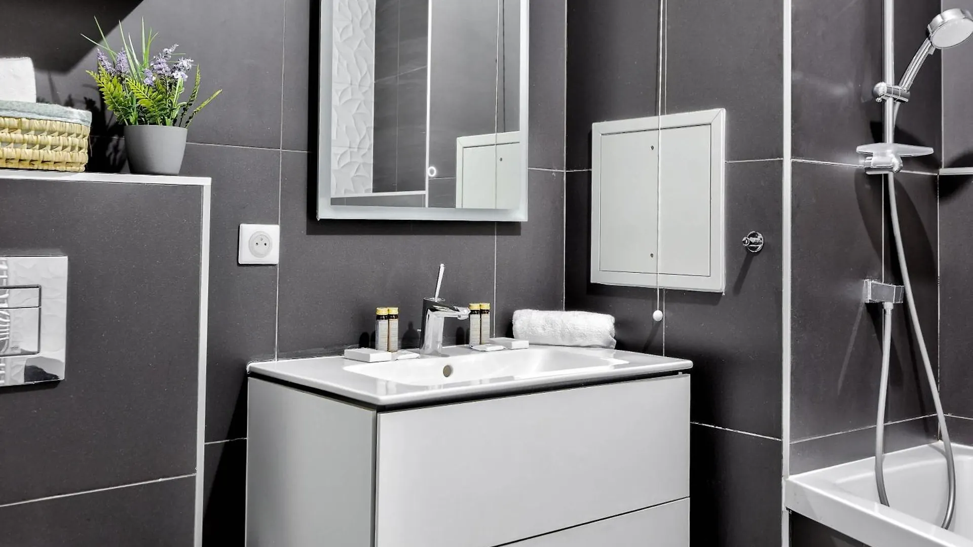 Confort Et Style Moderne A 2 Pas De La Villette Paris 0*,